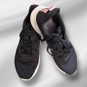 Adidas‎ Cloud Foam Athletic Shoes